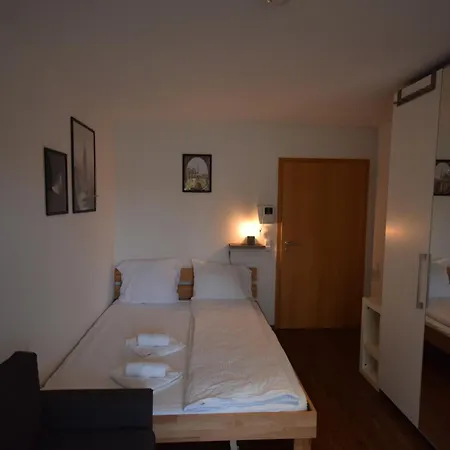 Nestwerk Komfort R23-13 - Balkon, Arbeitsplatz & Hochschulnaehe Biberach an der Riss Exterior photo