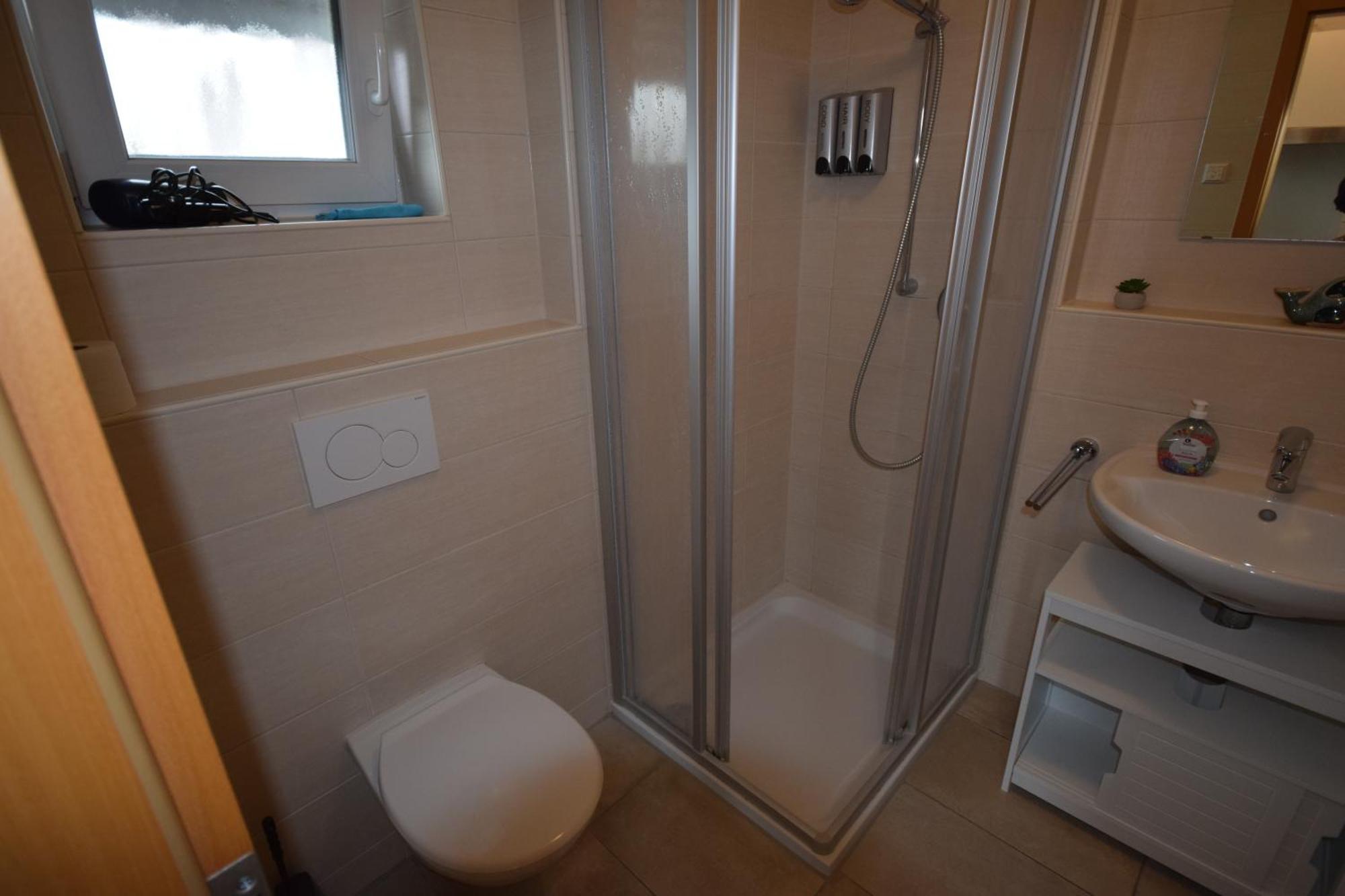 Nestwerk Komfort R23-13 - Balkon, Arbeitsplatz & Hochschulnaehe Apartment *