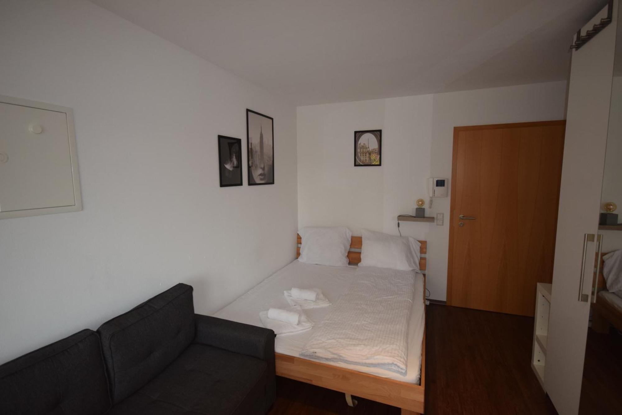 Nestwerk Komfort R23-13 - Balkon, Arbeitsplatz & Hochschulnaehe Apartment *
